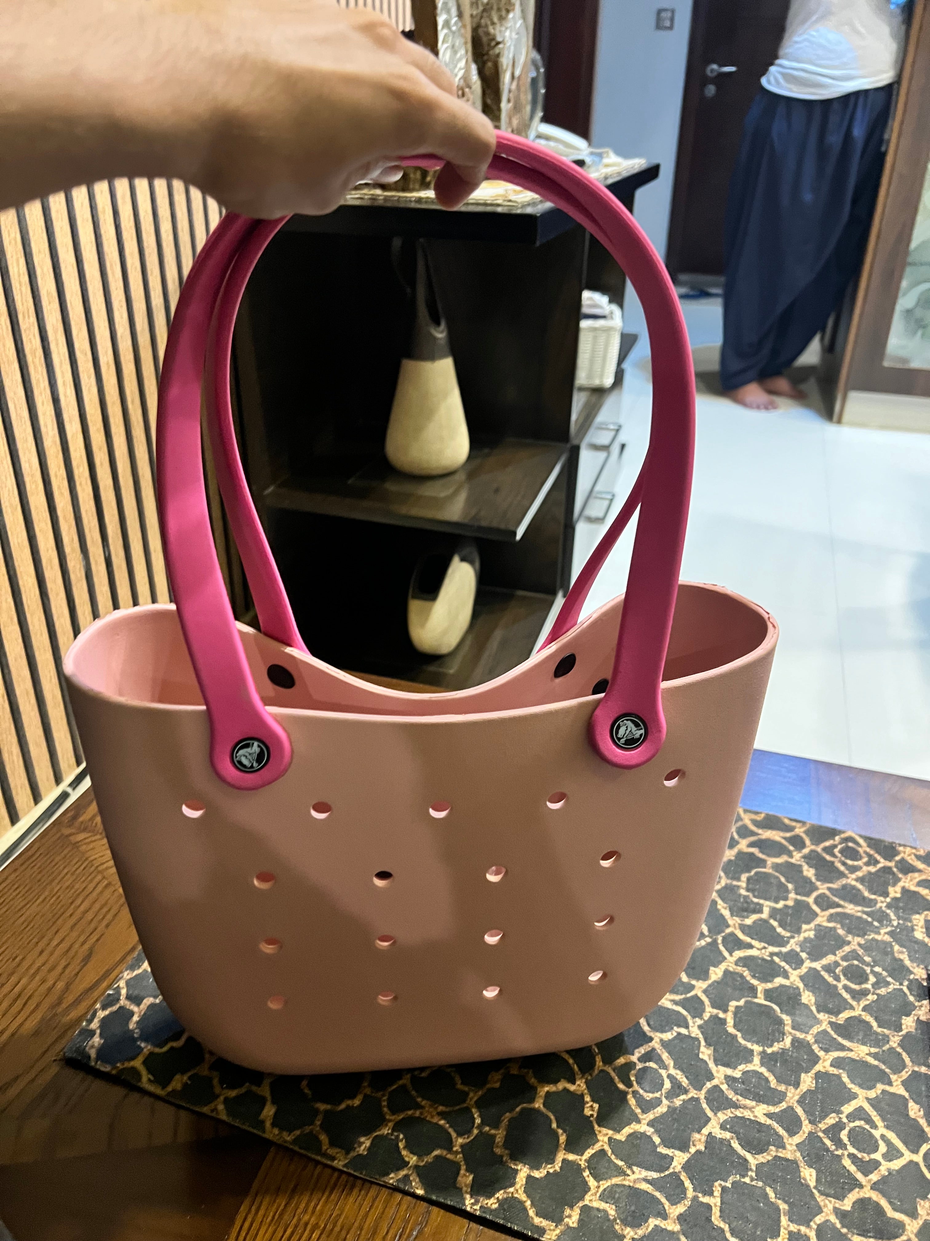 Crocs Tote Bag with Colorful Charms – Fun & Stylish